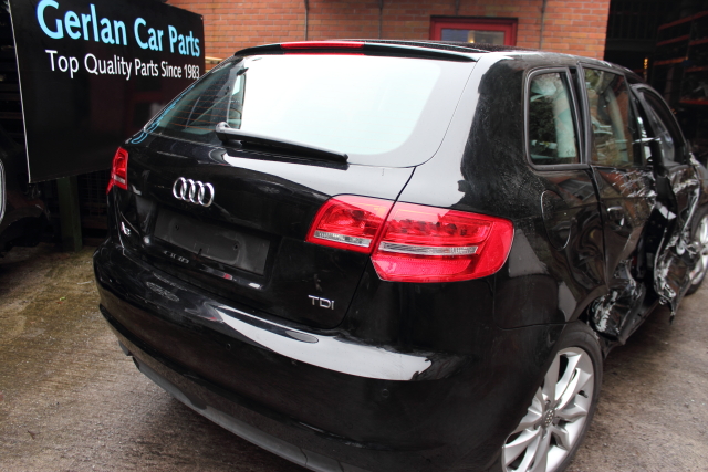 Audi A3 Door Front Passengers Side -  - Audi A3 2011 Diesel 2.0L 2008-2012 Manual 6 Speed 5 Door Electric Mirrors, Electric Windows Front & Rear, Alloy Wheels, Alloy Wheels 17 Inch, Black Eng Code CFF. Injector 0445110369